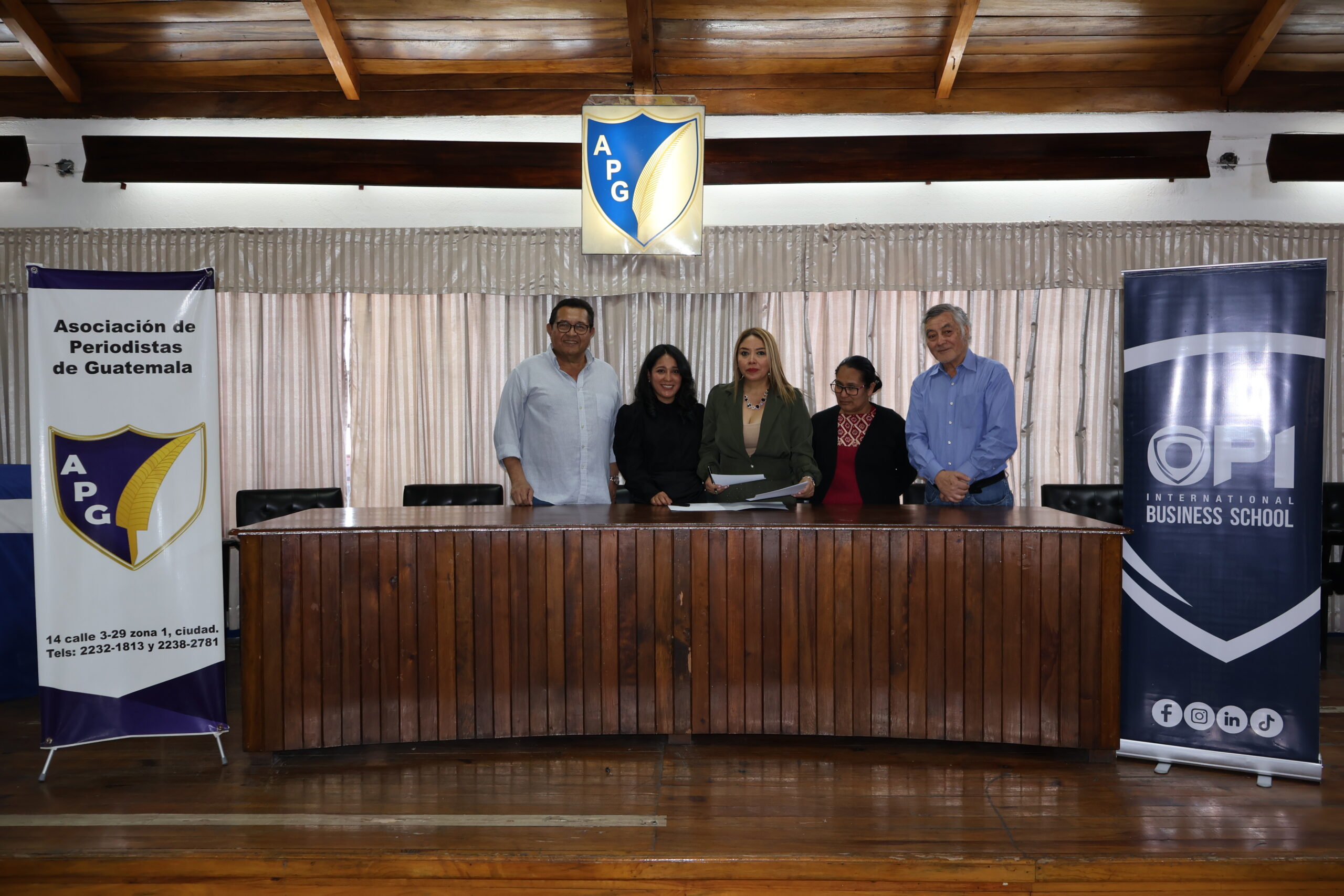 OPI International Business School y la APG impulsarán la Inteligencia Artificial en el periodismo guatemalteco