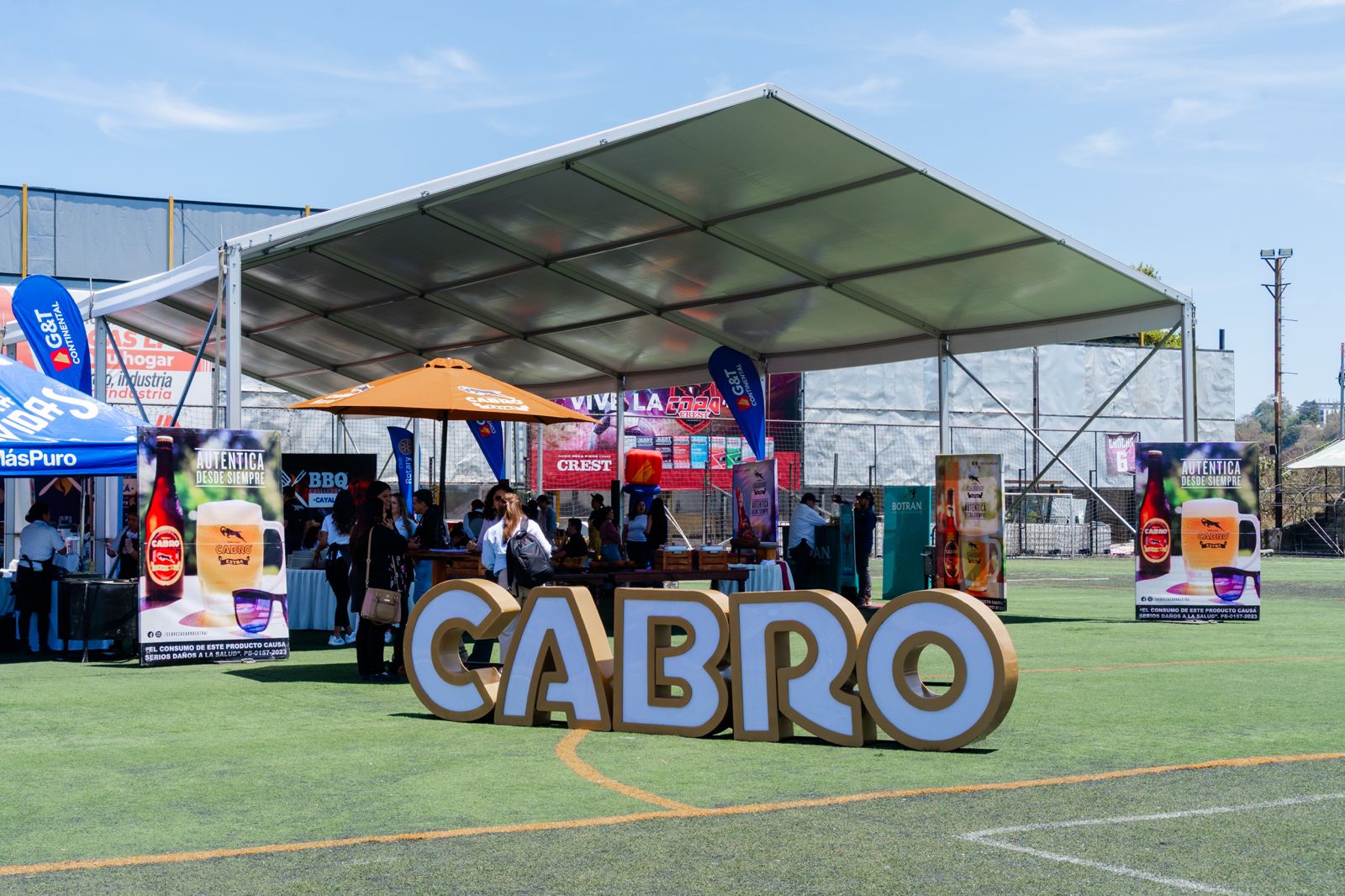 El fuego une a parrilleros, familias yamigos en el BBQ Challenge 2026